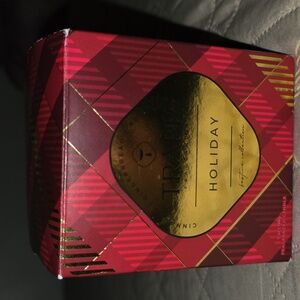 Trapp Fragrance Candle -Holiday 7oz